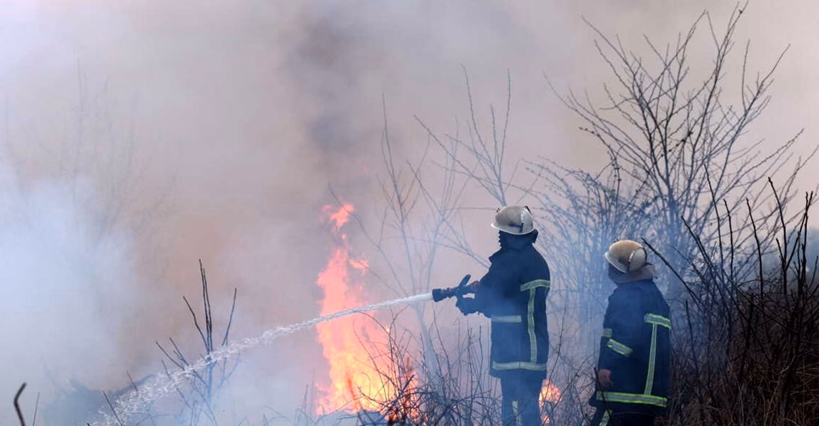 Incendies : L’État soutient l’activité partielle des TPE et PME, tandis que les professionnels demeurent en attente…